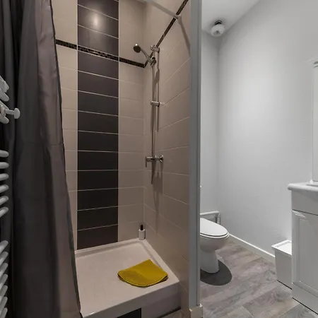 아파트 Germot - Maison Et Design Proche Thermes 비시